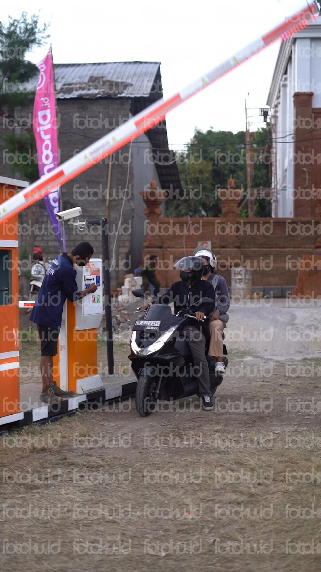 220925-145340-eka-ari